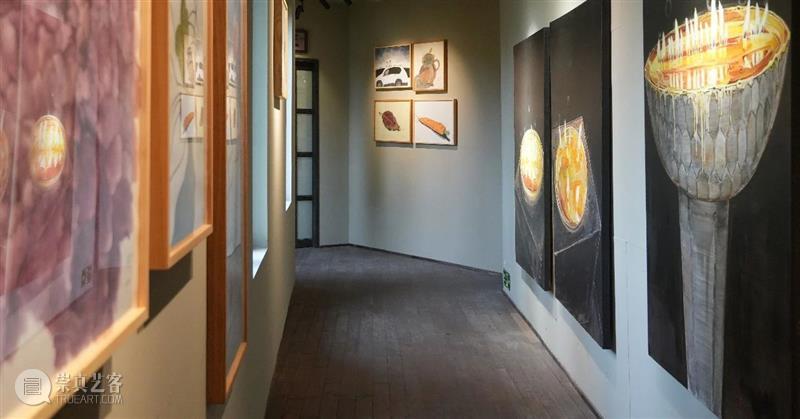 一线画廊新展微光之见 在凝视与生长中抵达 热点聚焦 一线画廊 崇真艺客